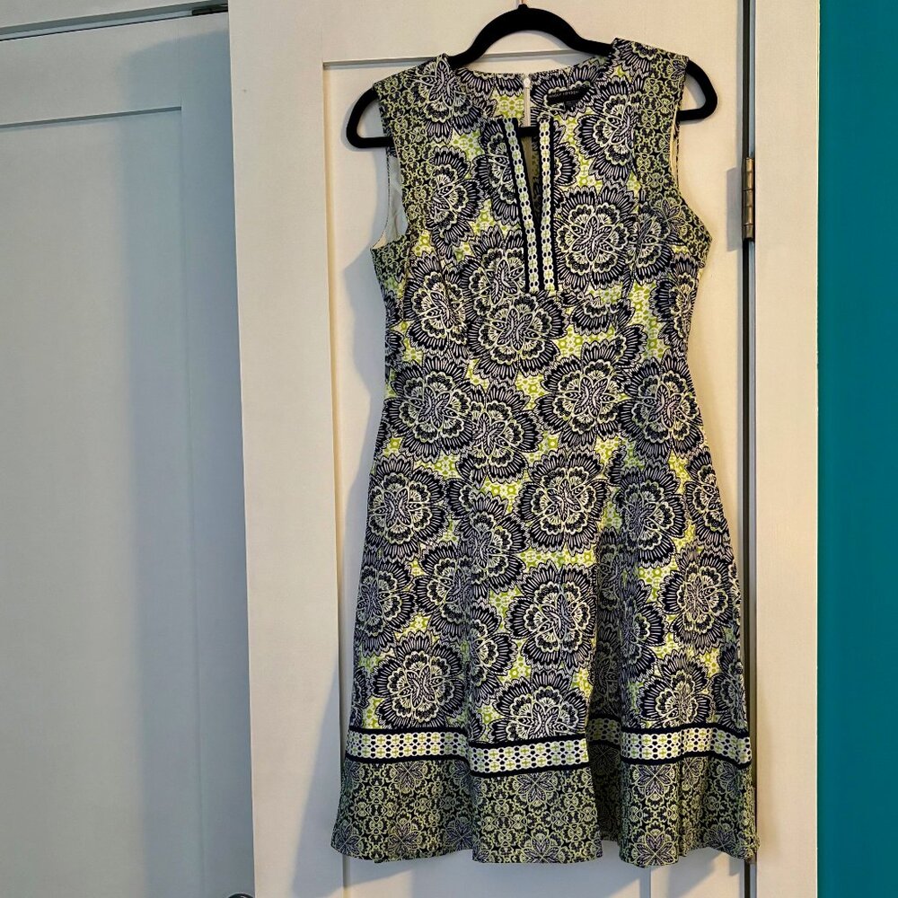Maggy London green/blue/white knee-length dress size 6